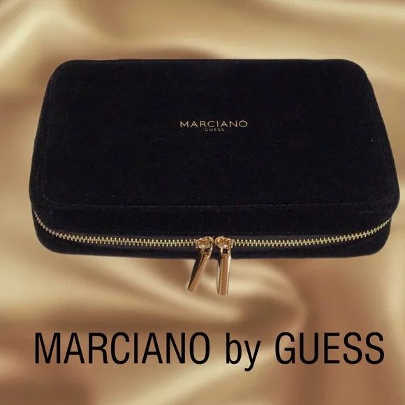 GUESS Black Travel Jewelry Case GUESS jewelry box Small Jewelry Case Black | Buy bags  main image 3